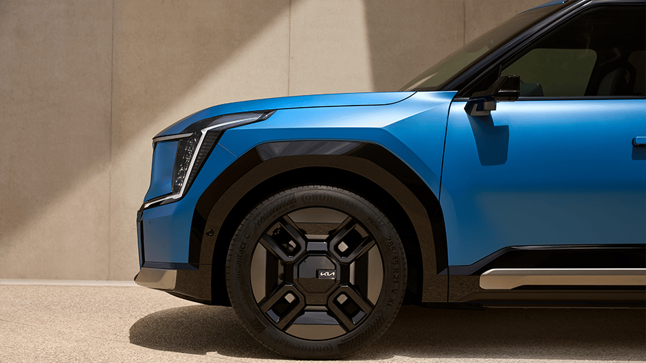 The Kia EV9 in Pacific Blue