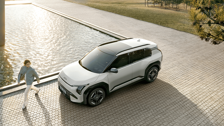 The Kia EV3 in White Pearl