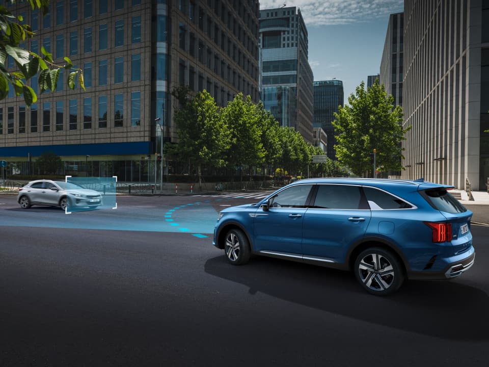 All-new Kia Sorento Plug-In Hybrid Lane Following Assist