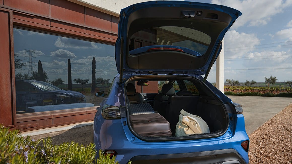 Spacious trunk of the Xceed car