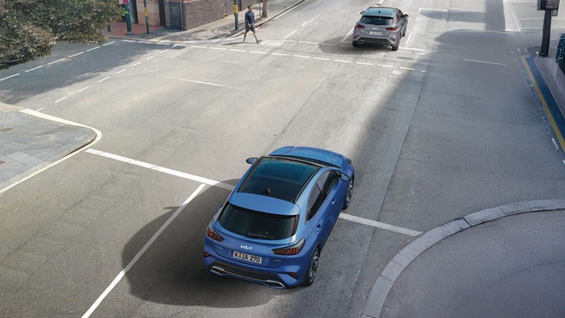 Forward Collision-Avoidance Assist 