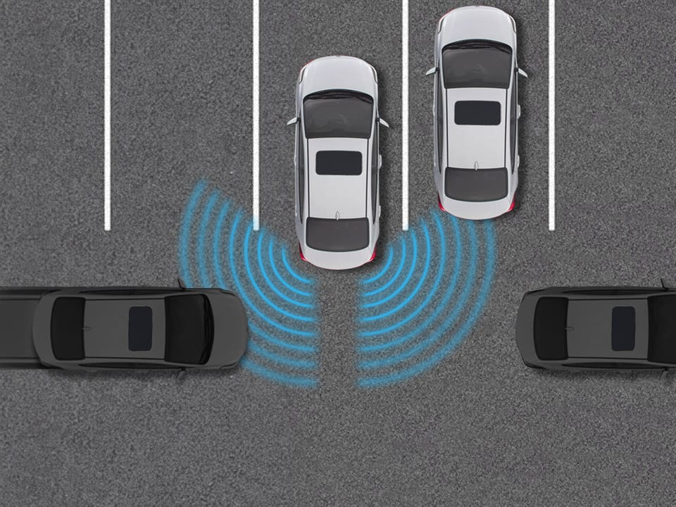 Asistente de prevención de colisión con tráfico cruzado trasero (RCCA)