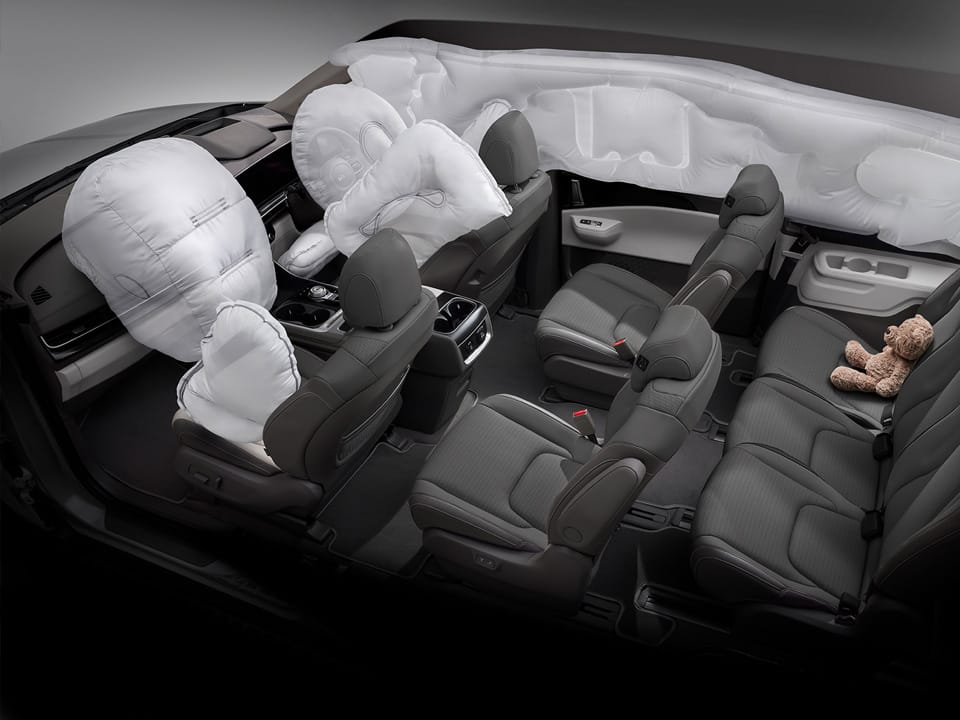 8-airbags 