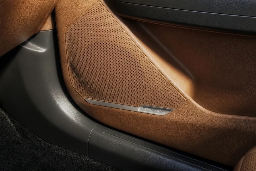 Harman/ Kardon Sound System