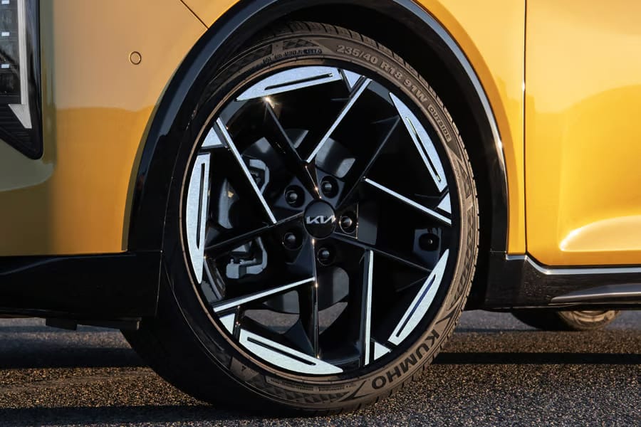 Rines de aluminio bitono de 18"