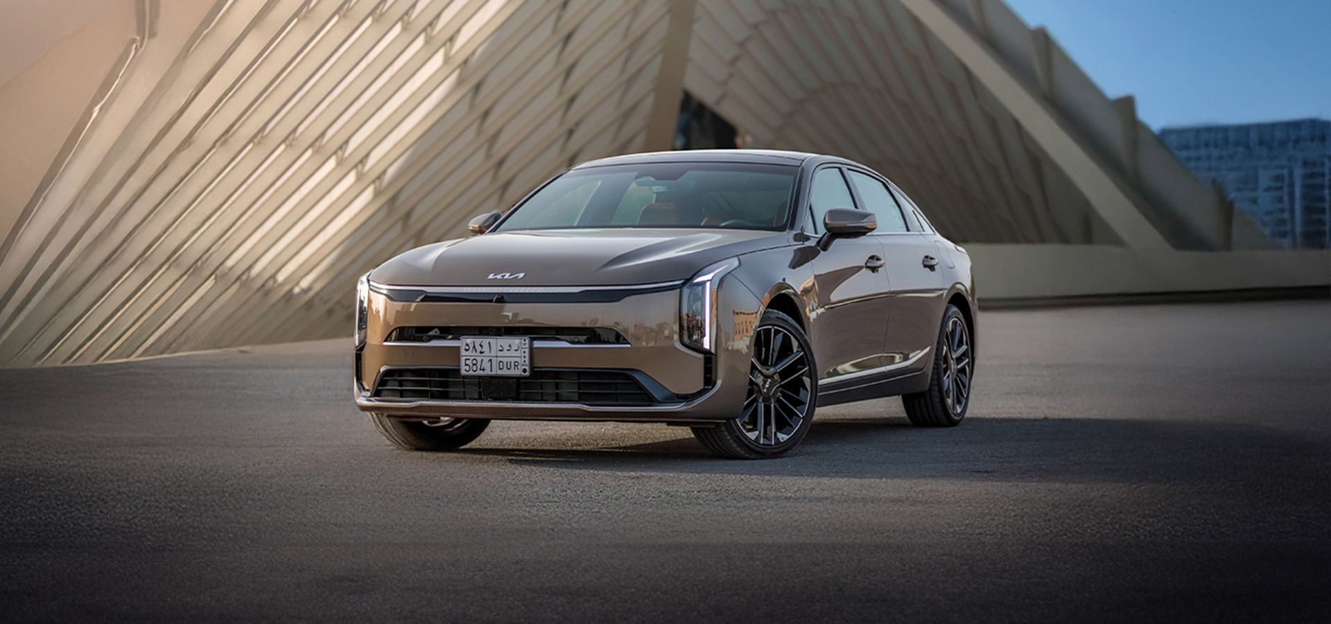 The Kia K8 | Sedan | Kia Aljabr