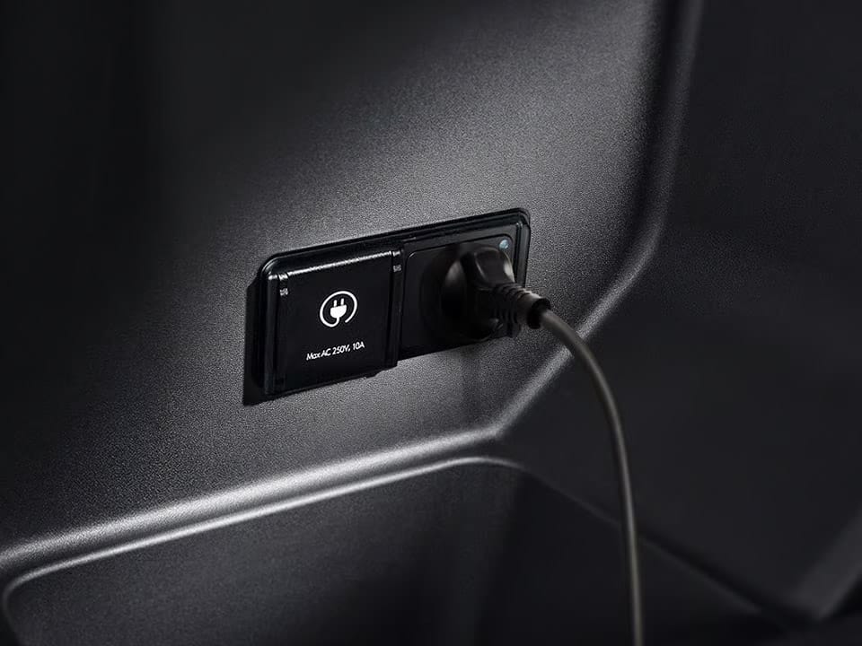 Interior V2L (Vehicle-to-Load) outlet