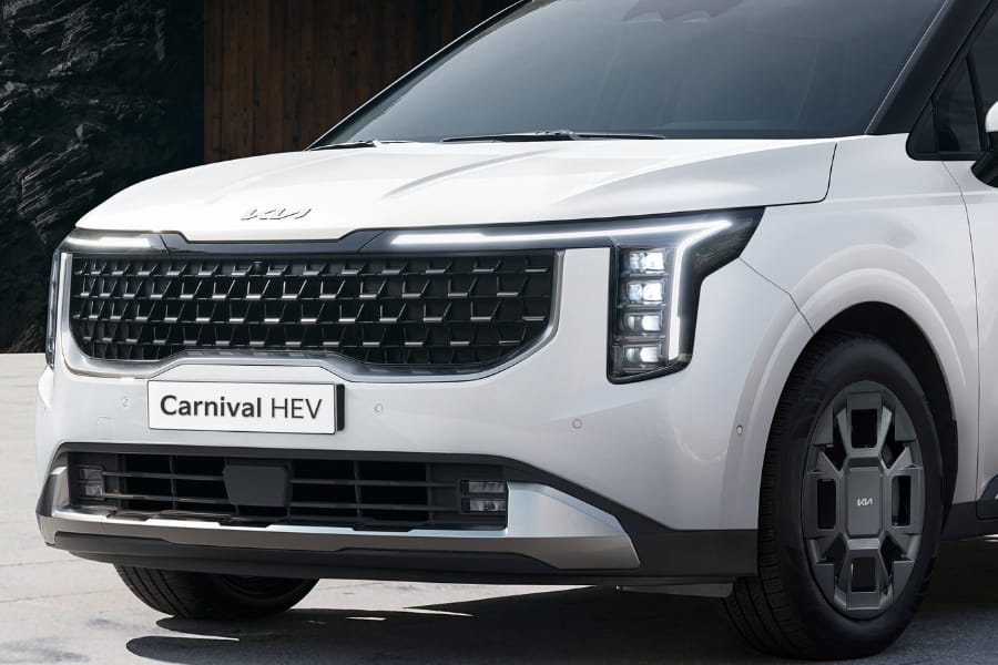 The new Kia Carnival HEV​