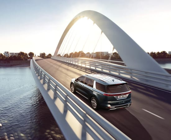 Carnival รถ MPV รถยนต์ครอบครัว 7 ที่นั่ง และ รถ 11 ที่นั่ง