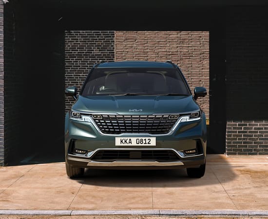 Carnival รถ MPV รถยนต์ครอบครัว 7 ที่นั่ง และ รถ 11 ที่นั่ง