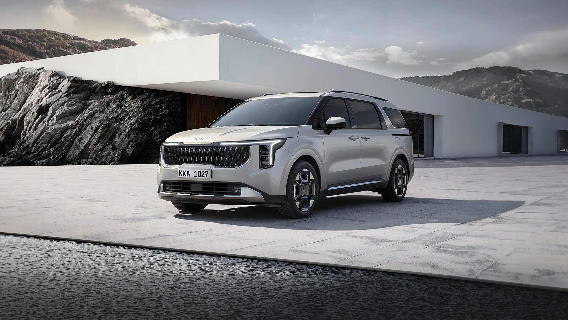 The new Carnival 同級唯一・極致八人座 全新上市