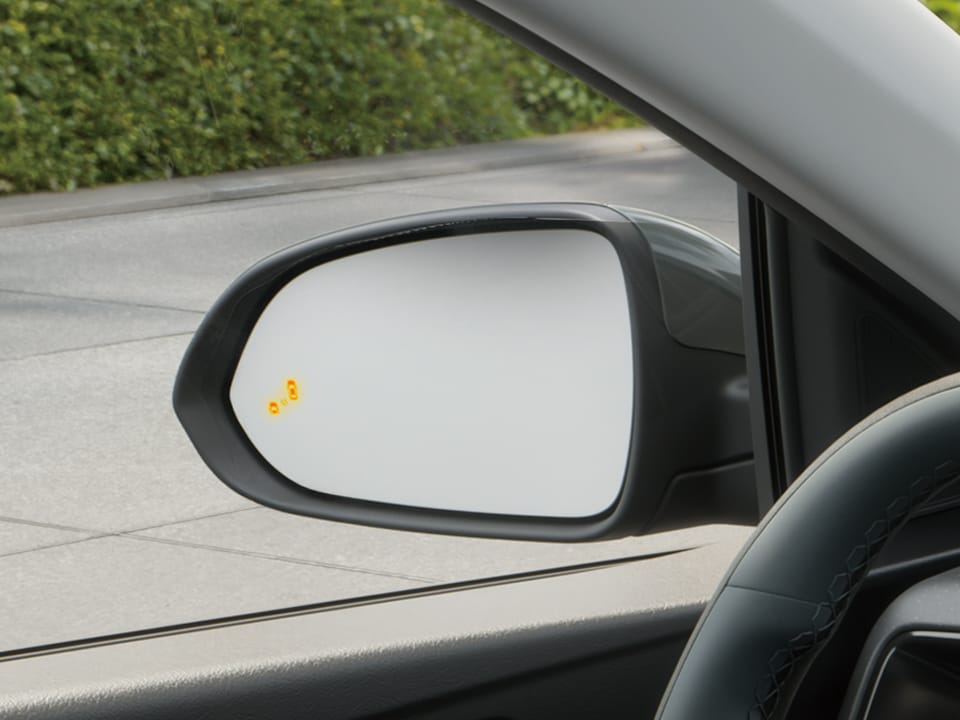 BCA 盲區防撞主動煞車輔助系統 