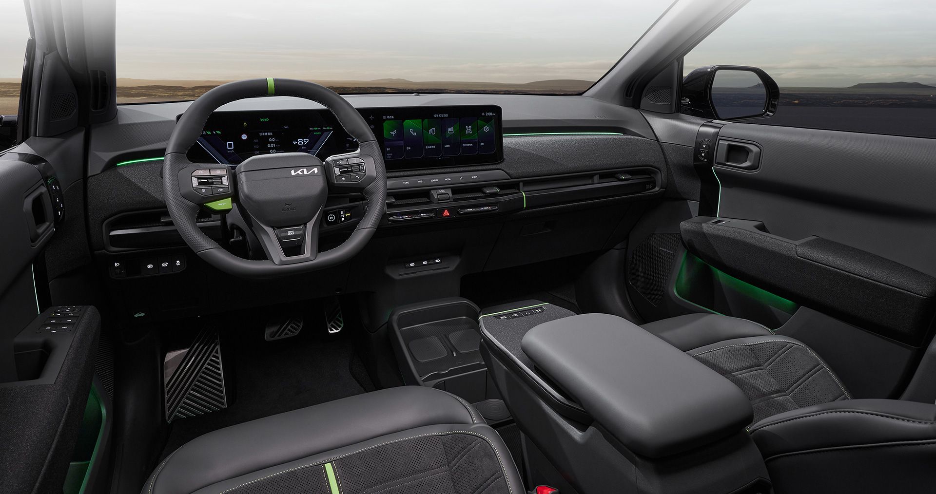 EV3 GT 내장 전면