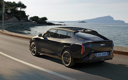 The Kia EV4 GT 후면 디자인