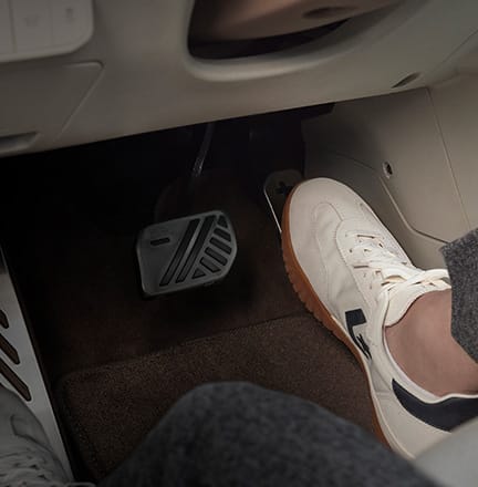 페달 오조작 안전 보조