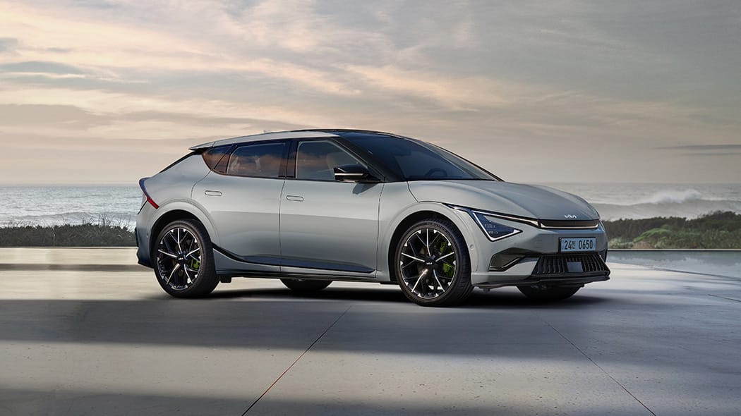 https://www.kia.com/content/dam/kwp/kr/ko/vehicles/ev6-gt/25pe/content/ev6-gt_brand_02_pop_pc.jpg