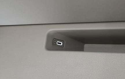 C타입 USB 단자(3열 사이드트림)