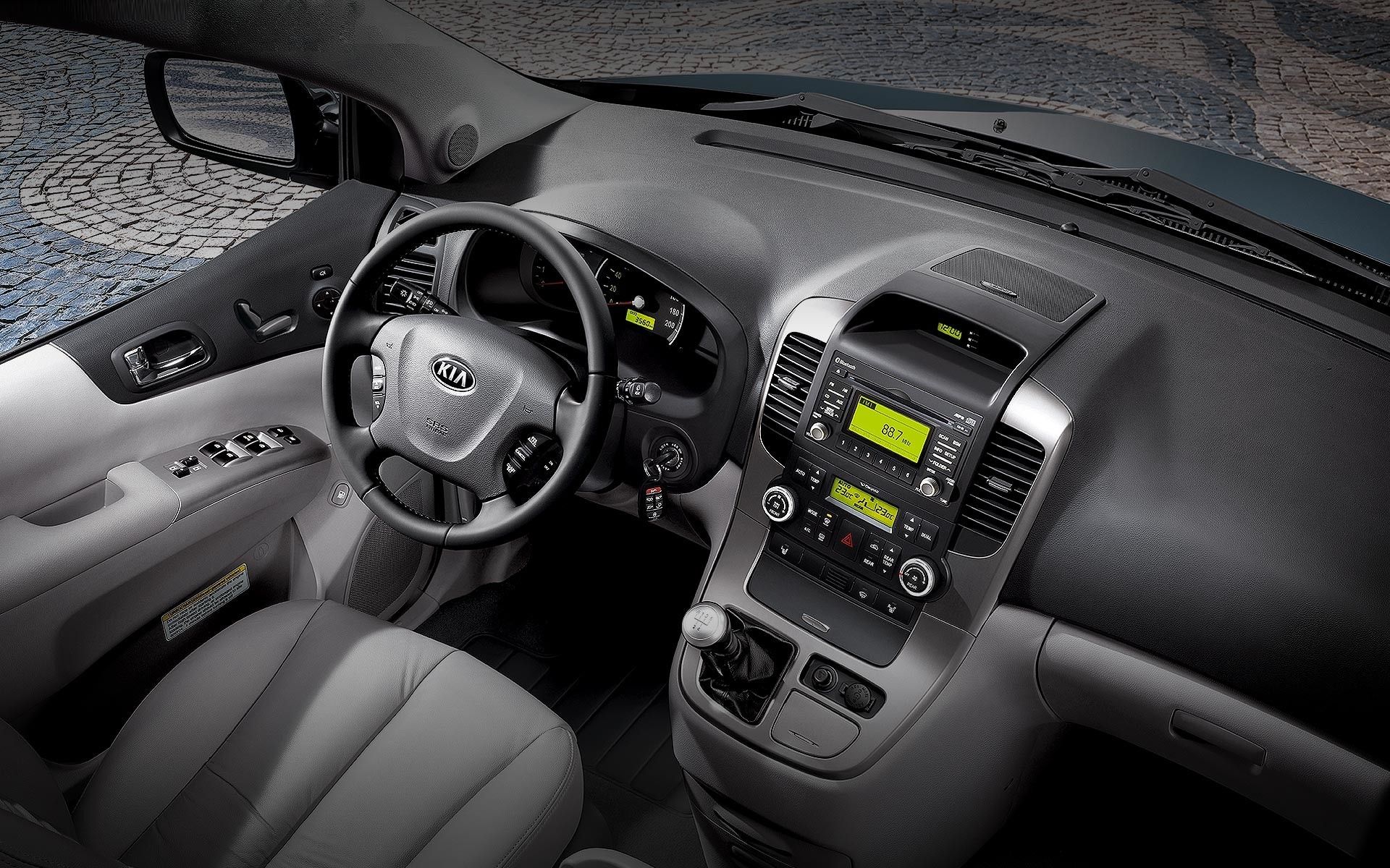 Kia carnival фото салона