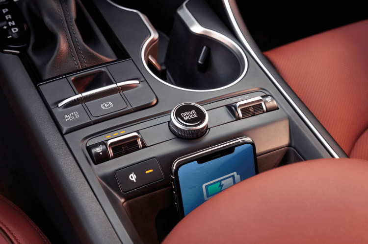 2022 Kia K5 Interior Wireless Phone Charger