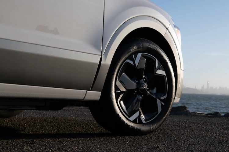 2023 Kia Niro EV Wheel Close-Up