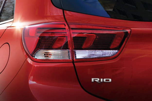 2022 Kia Rio 5-Door Taillight Close-Up