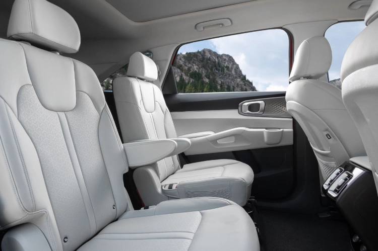 2023 Kia Sorento Hybrid Interior Reclining Second-Row Captain Chairs