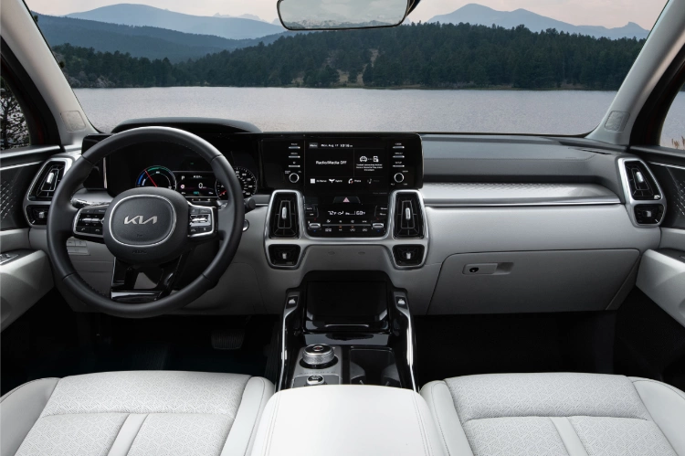 2024 Kia Sorento Hybrid Front Row Driver Centric Entertainment Full-View