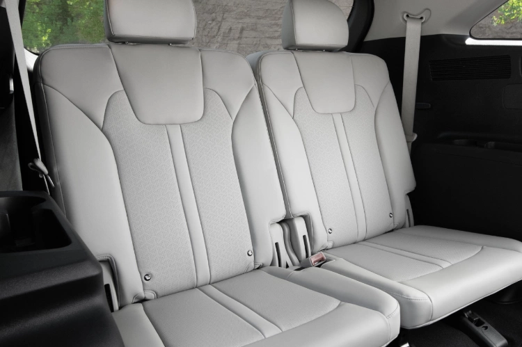 2024 Kia Sorento Hybrid Spacious Third Row Full-View