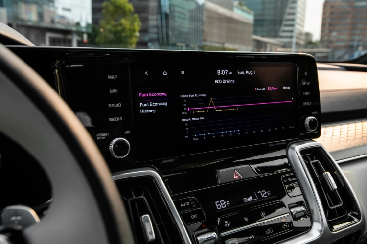 2023 Kia Sorento Plug-In Hybrid Interior 10.25-Inch Touchscreen Display