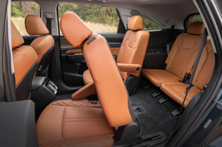 2023 Kia Sorento Interior Split-Folding Third-Row Seats
