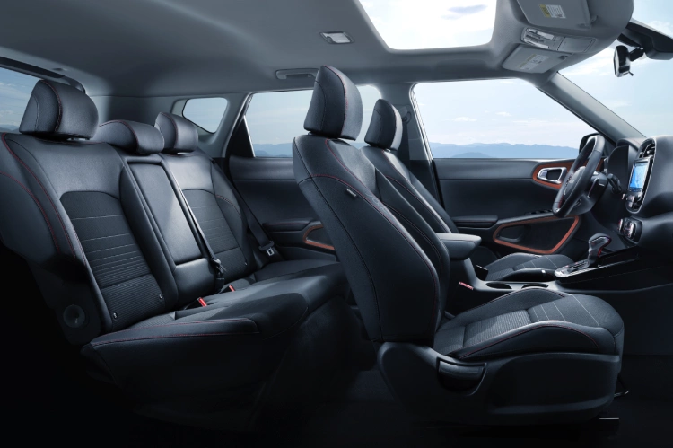 2022 Kia Soul Spacious Interior Seating Side View