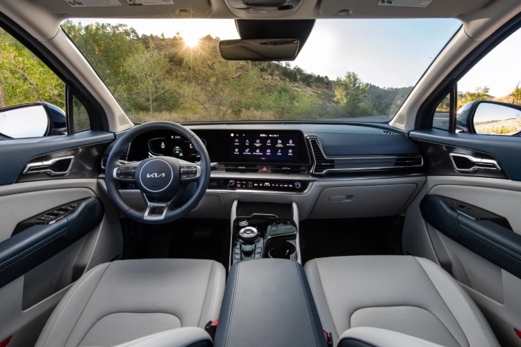 2023 Kia Sportage Hybrid Interior Front Seat View