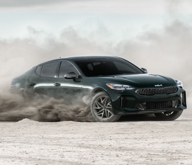 2022 Kia Stinger Driving Through Dirt With Limited Slip Differential Side View