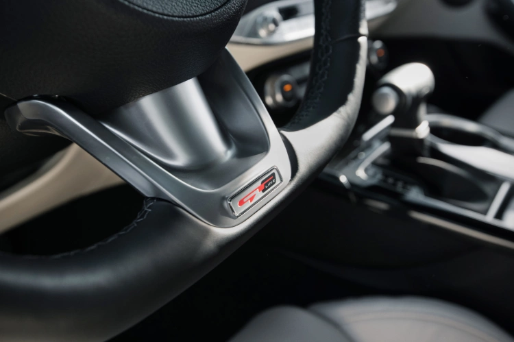 2023 Kia Stinger GT-Line Interior Steering Wheel Close-Up