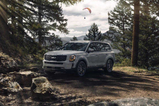 2022 Kia Telluride Parked In A Forest Three-Quarter View