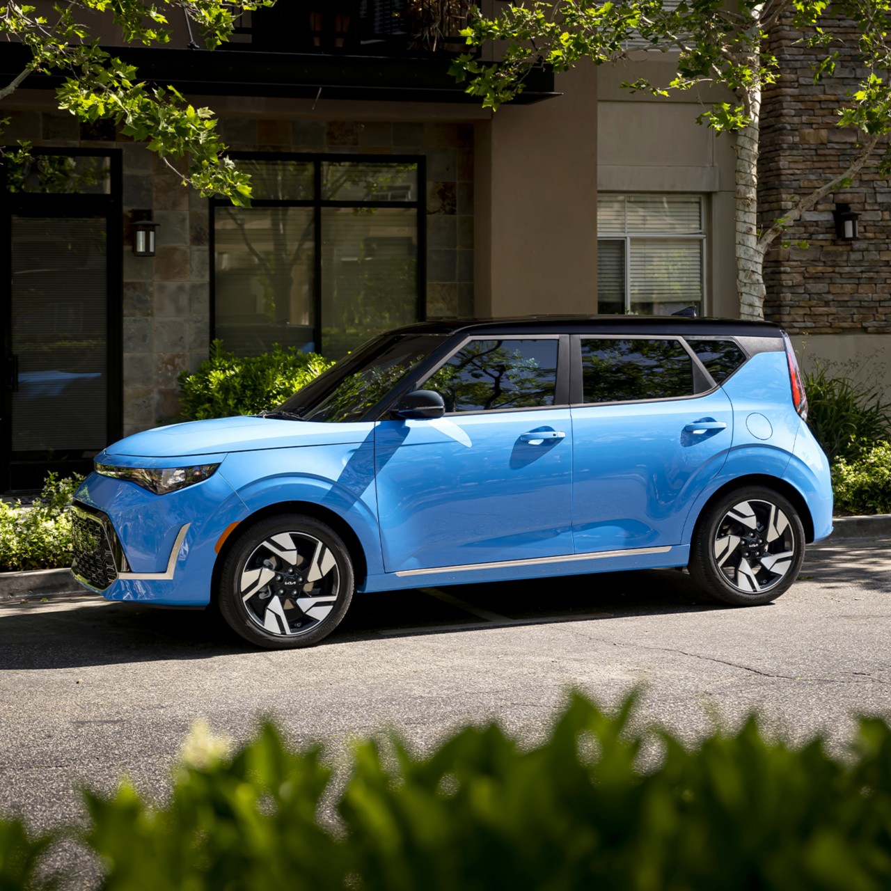 2024 Kia Soul GT-Line In Surf Blue Parked On A City Street Side-View