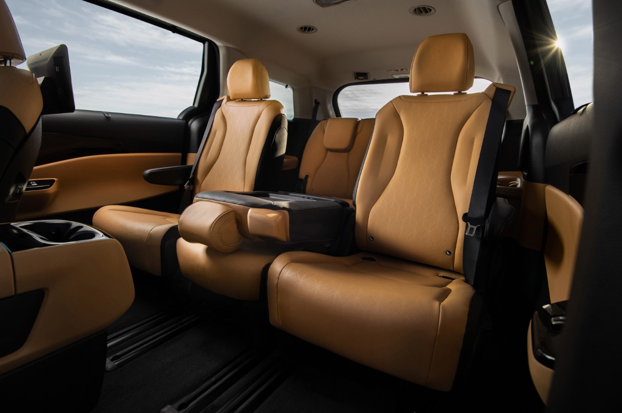 2023 Kia Carnival Interior Best-In-Class Passenger Space With Three Available Seating Arrangements