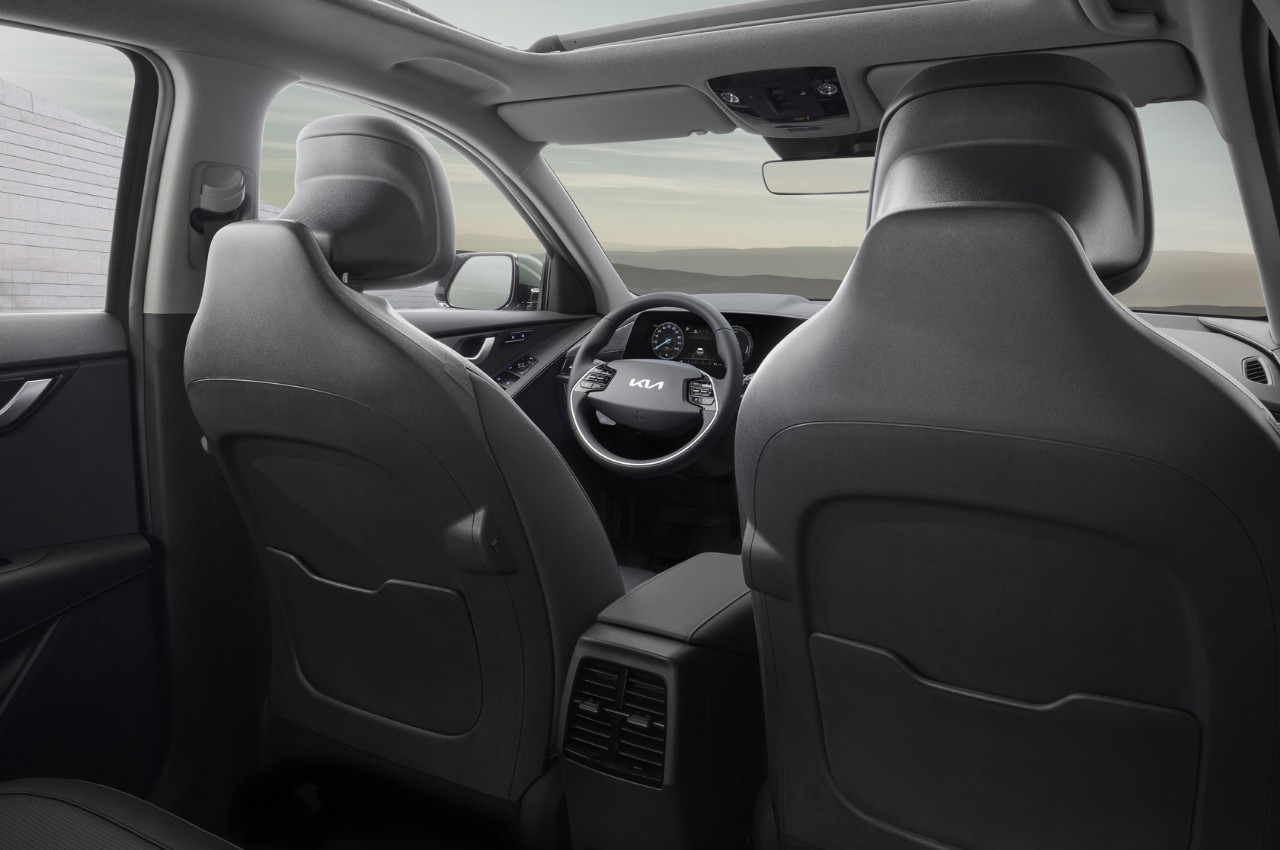 2023 Kia Niro Hybrid Interior Sunroof And Spacious Legroom