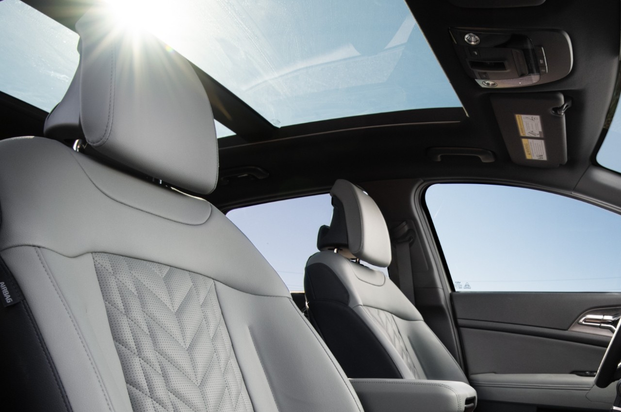 2023 Kia Sportage Interior Spacious Seating And Panoramic Sunroof